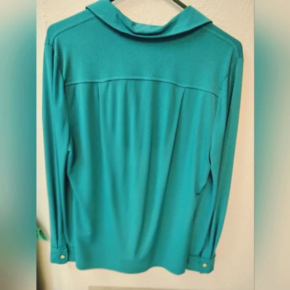 Blouse - Picture 2 of 2